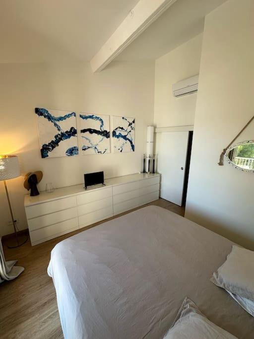 Apartamento L'Atelier Marin Sur Le Port Des Marines Cogolin Exterior foto